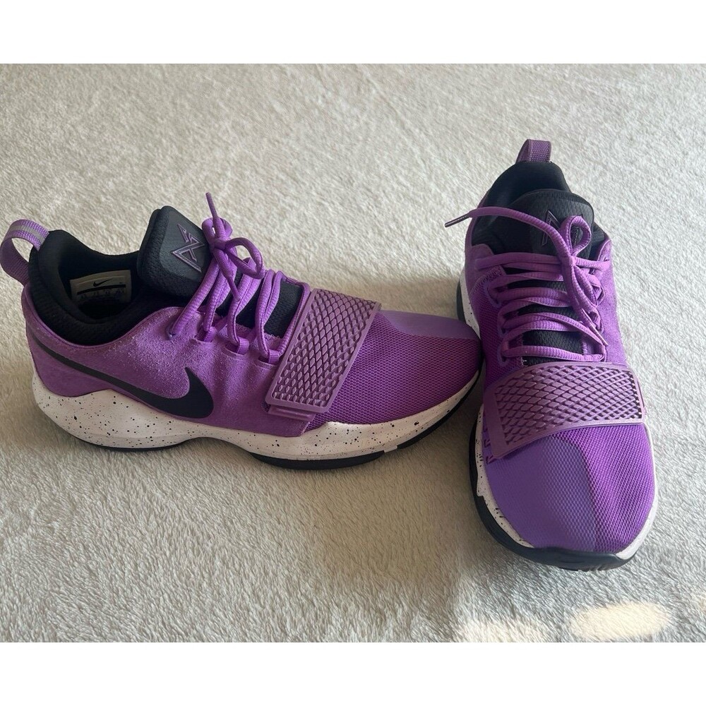 Purple, Nike men’s size 8.5 women’s size 10